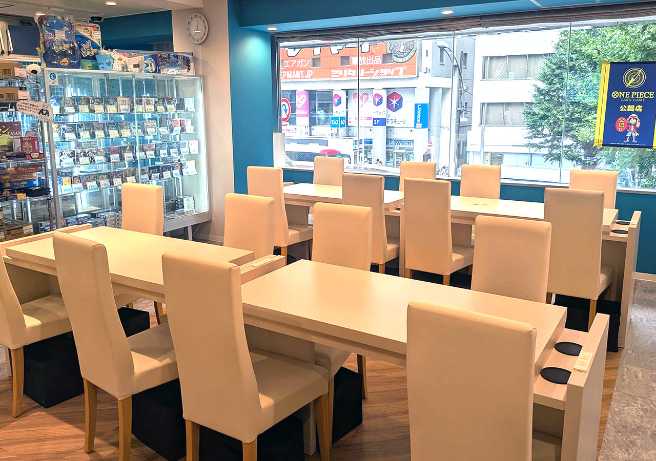 トレカラウンジの画像